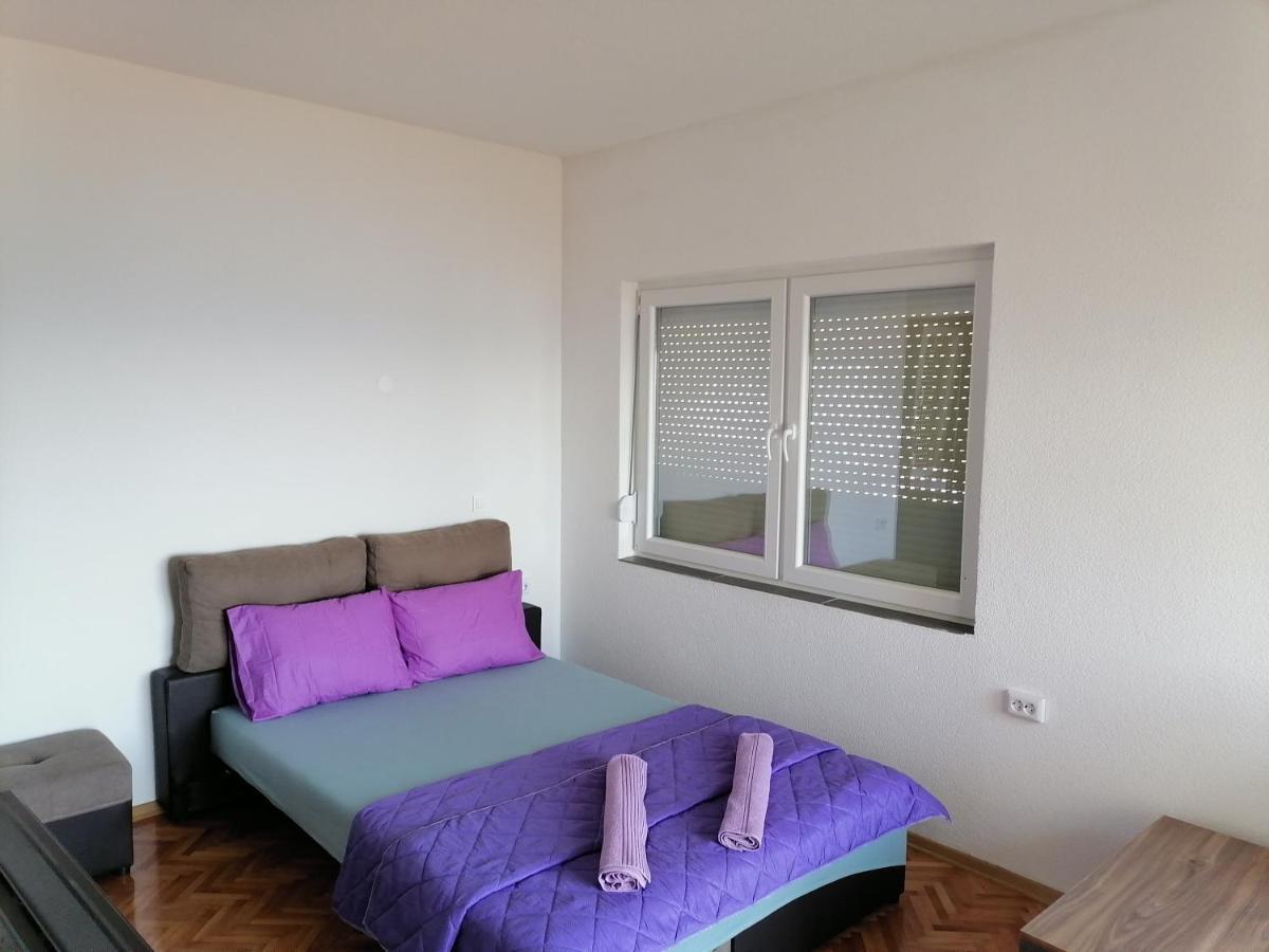 Grey Apartment Ochryda Zewnętrze zdjęcie