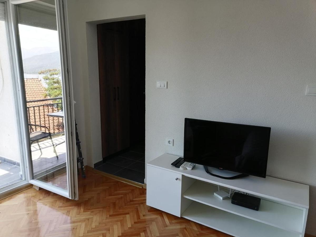 Grey Apartment Ochryda Zewnętrze zdjęcie
